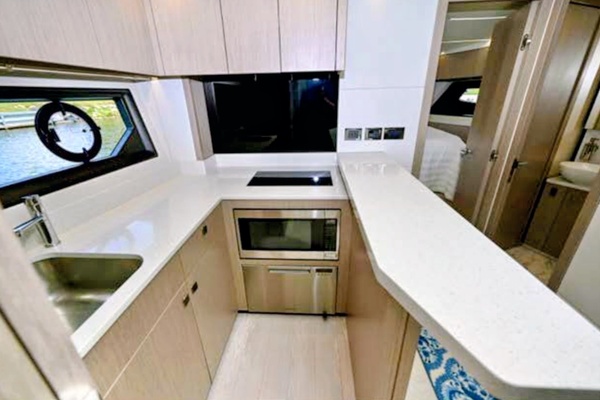 The Second Mouse Gets The Cheese 50ft Sunseeker Yacht For Sale