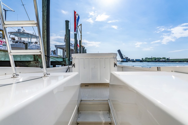 Pic s Kicks 31ft Bertram Yacht For Sale