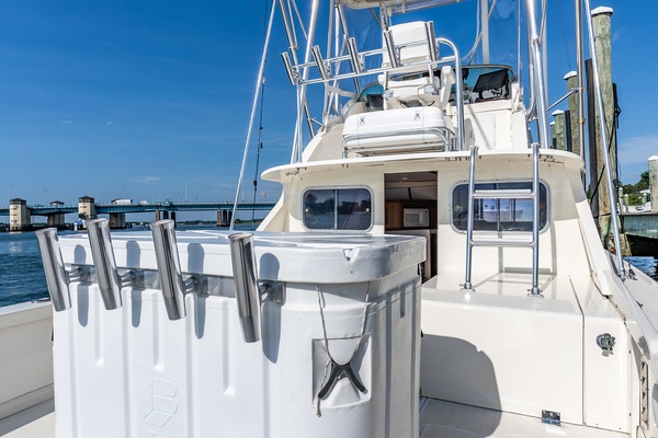 Pic s Kicks 31ft Bertram Yacht For Sale