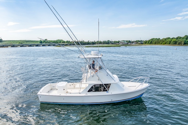 Pic s Kicks 31ft Bertram Yacht For Sale