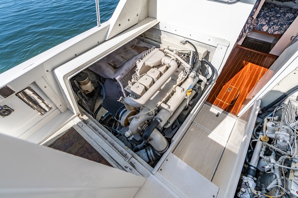 Pic s Kicks 31ft Bertram Yacht For Sale