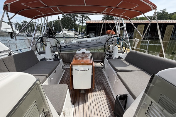 Cinnamon Girl 44ft Jeanneau Yacht For Sale