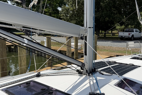 Cinnamon Girl 44ft Jeanneau Yacht For Sale