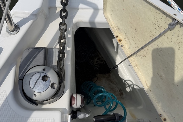 Cinnamon Girl 44ft Jeanneau Yacht For Sale