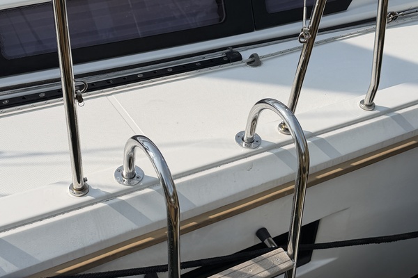 Cinnamon Girl 44ft Jeanneau Yacht For Sale