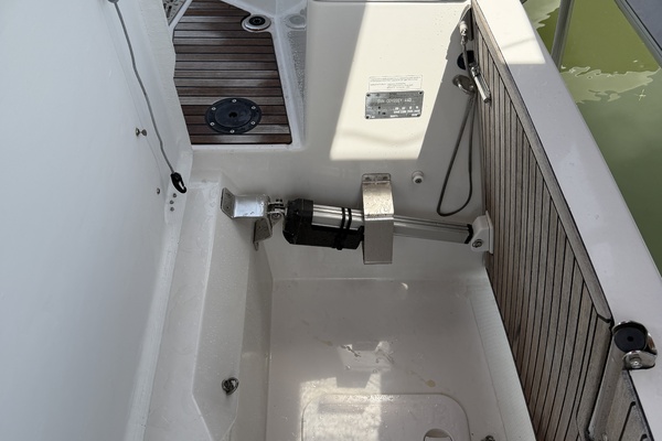 Cinnamon Girl 44ft Jeanneau Yacht For Sale