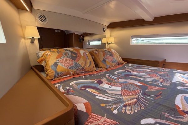 Cinnamon Girl 44ft Jeanneau Yacht For Sale