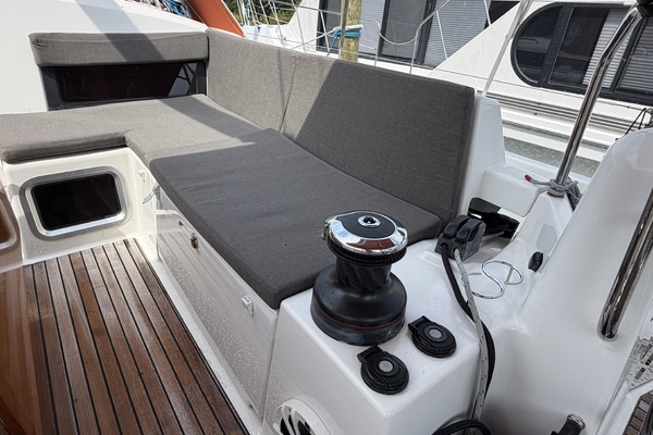 Cinnamon Girl 44ft Jeanneau Yacht For Sale