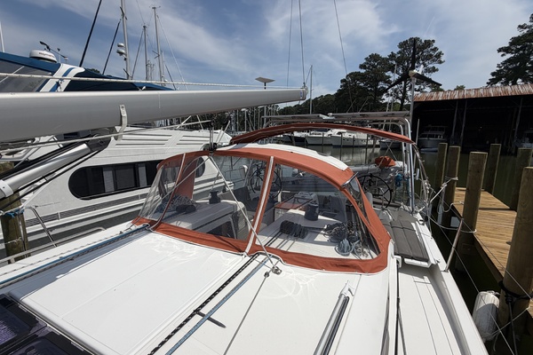 Cinnamon Girl 44ft Jeanneau Yacht For Sale
