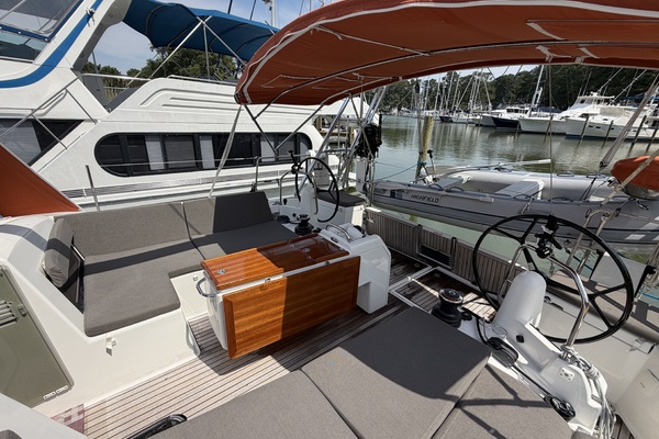 Cinnamon Girl 44ft Jeanneau Yacht For Sale