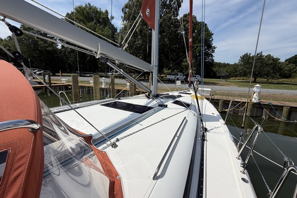 Cinnamon Girl 44ft Jeanneau Yacht For Sale