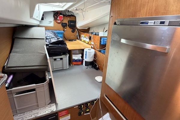 Cinnamon Girl 44ft Jeanneau Yacht For Sale