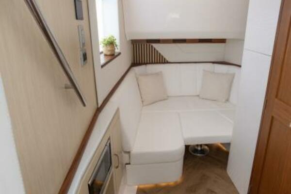 43ft Regal Yacht For Sale