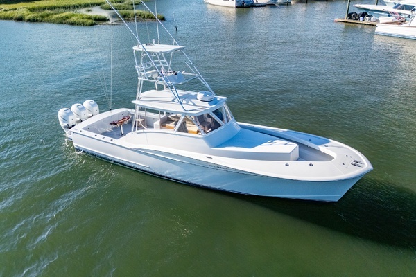 2020 Custom Carolina 41