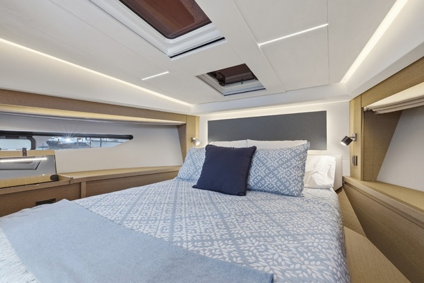 Emotional Rescue 9 53ft Prestige Yacht For Sale