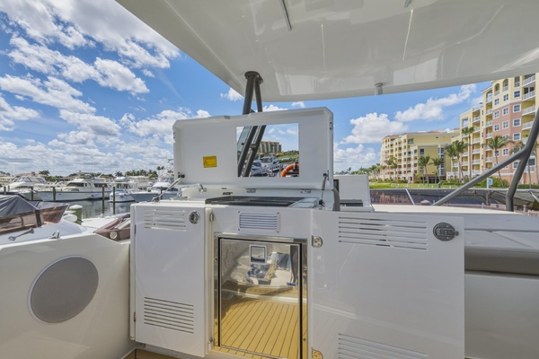 Emotional Rescue 9 53ft Prestige Yacht For Sale
