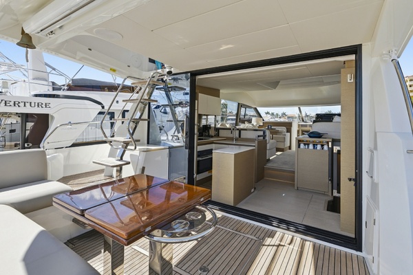 Emotional Rescue 9 53ft Prestige Yacht For Sale