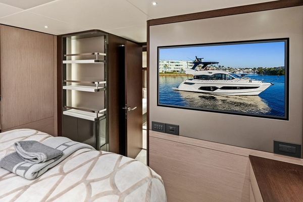 ELLIGANCE 68ft Sunseeker Yacht For Sale