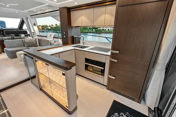 ELLIGANCE 68ft Sunseeker Yacht For Sale