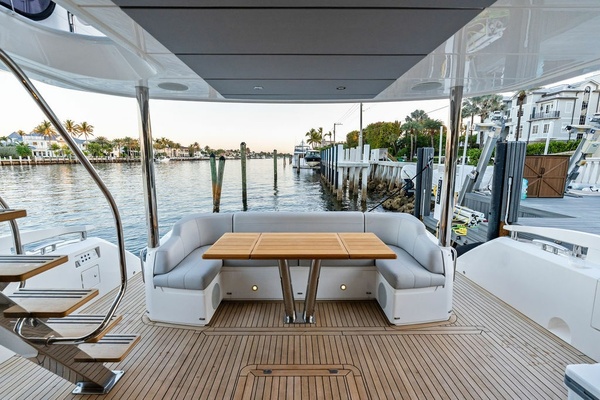 ELLIGANCE 68ft Sunseeker Yacht For Sale