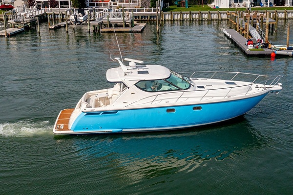 RELENTLESS 43ft Tiara Yachts Yacht For Sale