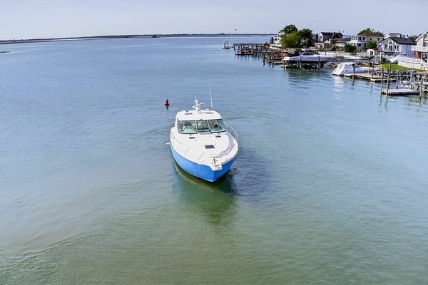 2006 Tiara Yachts 43