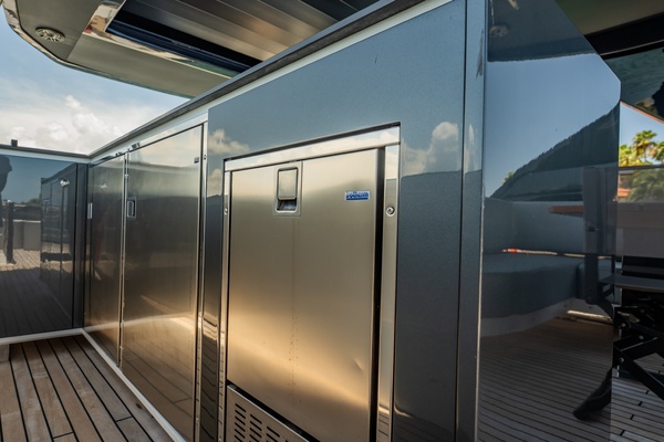 82ft Astondoa Yacht For Sale