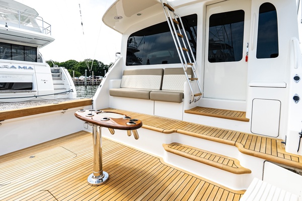 54ft Ocean Yachts Yacht For Sale