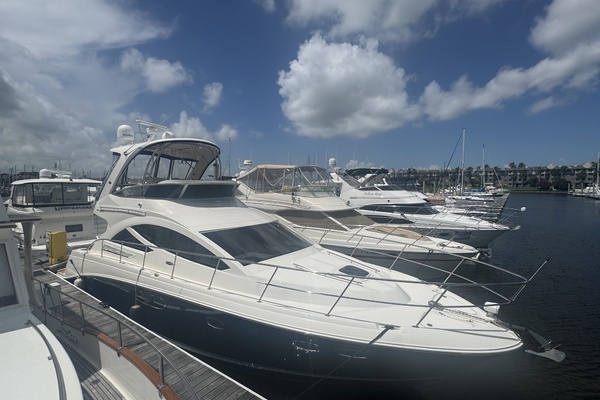 Sea Ray  Yacht For Sale