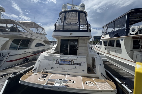 Sea Ray  Yacht For Sale