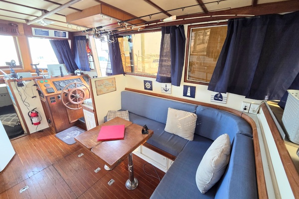 Stella Maris 39ft C  amp  L Yacht For Sale