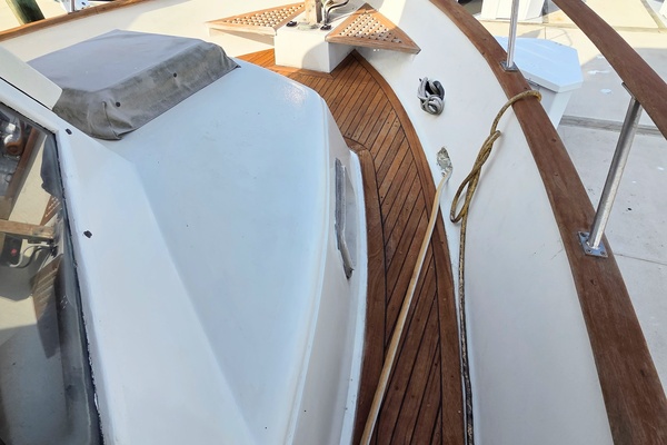 Stella Maris 39ft C  amp  L Yacht For Sale