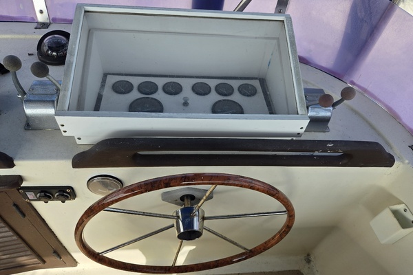 Stella Maris 39ft C  amp  L Yacht For Sale