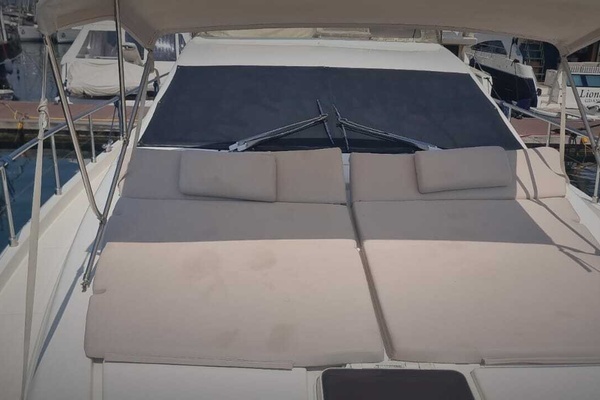 57ft Ferretti Yachts Yacht For Sale