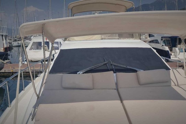 57ft Ferretti Yachts Yacht For Sale