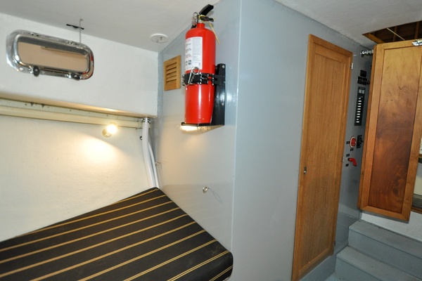 Dorsey Dee 32ft Holland Yacht For Sale