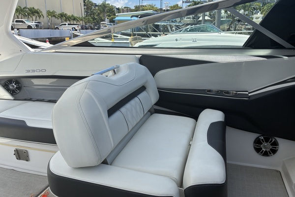 34ft Regal Yacht For Sale