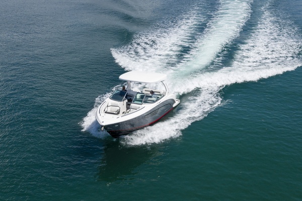 34ft Regal Yacht For Sale