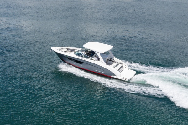 34ft Regal Yacht For Sale