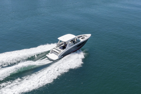 34ft Regal Yacht For Sale