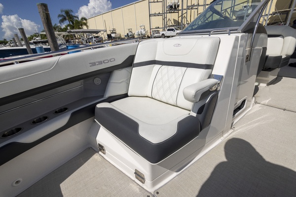34ft Regal Yacht For Sale