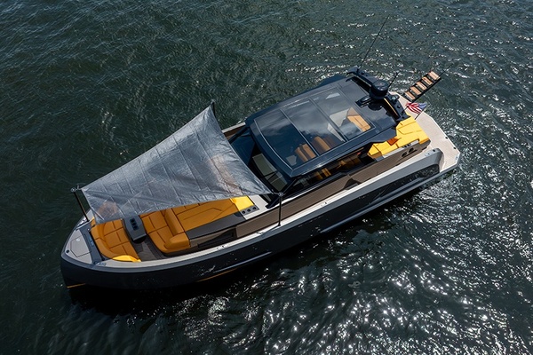 21 SUMMER 45ft Vanquish Yachts Yacht For Sale