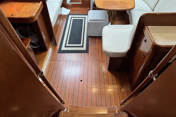 Vesper 42ft Beneteau Yacht For Sale
