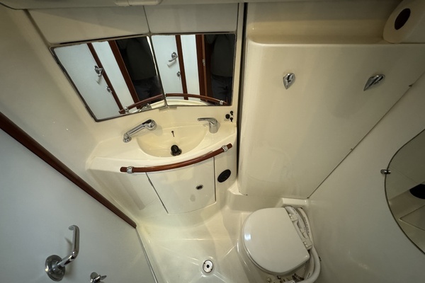 Beneteau 423 Yacht For Sale