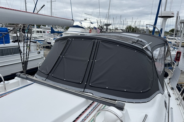 Vesper 42ft Beneteau Yacht For Sale