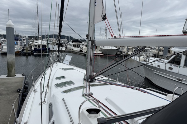 Vesper 42ft Beneteau Yacht For Sale