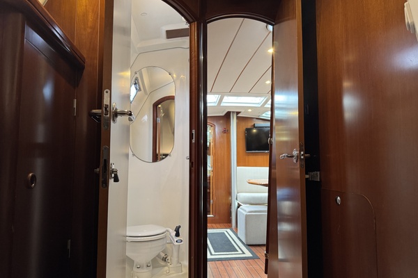 Vesper 42ft Beneteau Yacht For Sale