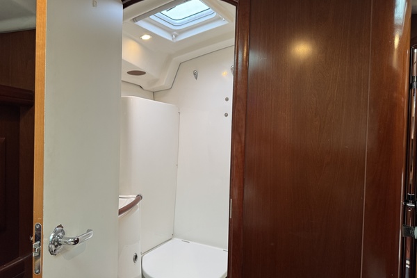 Vesper 42ft Beneteau Yacht For Sale