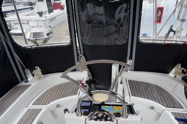 Beneteau 423 Yacht For Sale