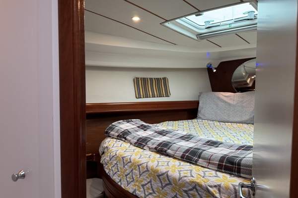 Vesper 42ft Beneteau Yacht For Sale